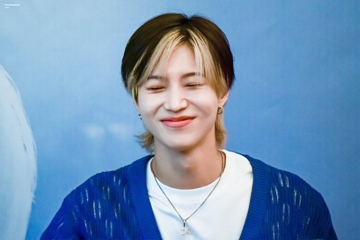 PearlSHINeetr's tweet photo. 230715 SHINee'nin bugünkü One Day Cafe Etkinliği Anlatımları ~😍

👉Önce One Day Cafe etkinliği oldu, hepsi ayrı ayrı katıldı. Hemen sonrasında da hepsinin katıldığı Withmuu etkinliği oldu✨

#SHINee #KEY #MINHO #TAEMIN #SHINee_HARD https://t.co/ZDZ19rHZYe