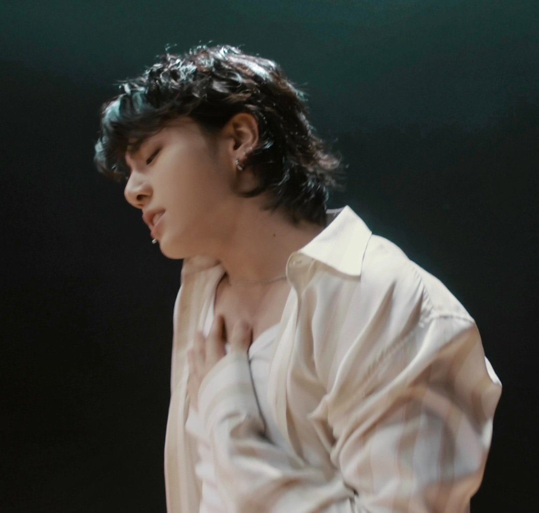 yoomyeuphoria's tweet image. It’s time to accept Jungkook is the most popular, loved, successful and impactful Korean. What he’s achieved with a single song pretty much speaks for itself. Some of us have been saying it for years, but I’m glad his antis can finally see it for themselves.