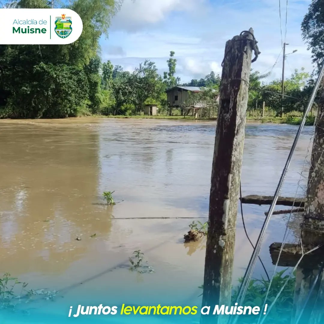 La Cruz Roja Ecuatoriana Junta Provincial de Esmeraldas y la Unidad de Gestión de Riesgos de la Alcaldía de Muisne realizan una inspección y levantamiento de información de las familias afectadas por la inundación en Boca de Canuto. 

#ApoyoComunitario 
#JuntosLevantamosAMuisne
