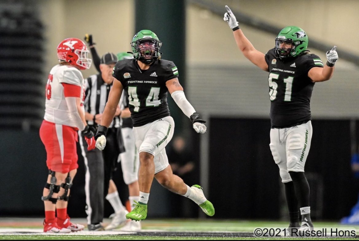 mark_deebo's tweet photo. after a great conversation with the University of North Dakota coaching staff, I am blessed to have received my first Division 1 offer. @CoachJesseOwen @GETrailblazerFB @UNDfootball https://t.co/pGX5wcPSF9