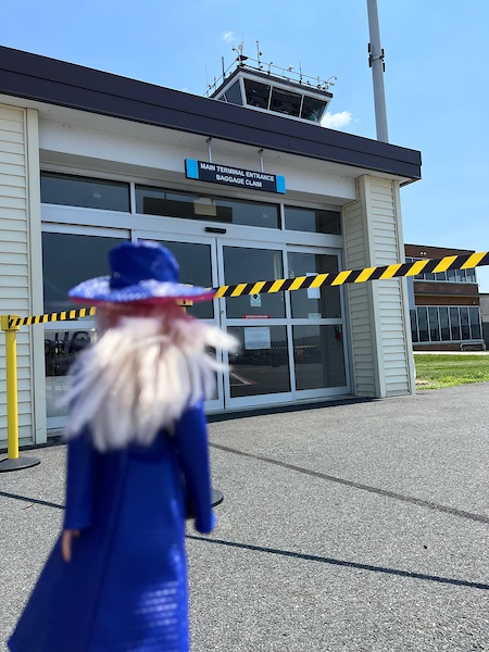 FlyILG's tweet photo. Barbie just flew in from Malibu🏖️ on her pink private jet.✈️ She has been busy with movie premieres but decided to stop by here at the Wilmington Airport. #Barbie #BarbieTheMovie #CMLF https://t.co/qu96L1aSFx