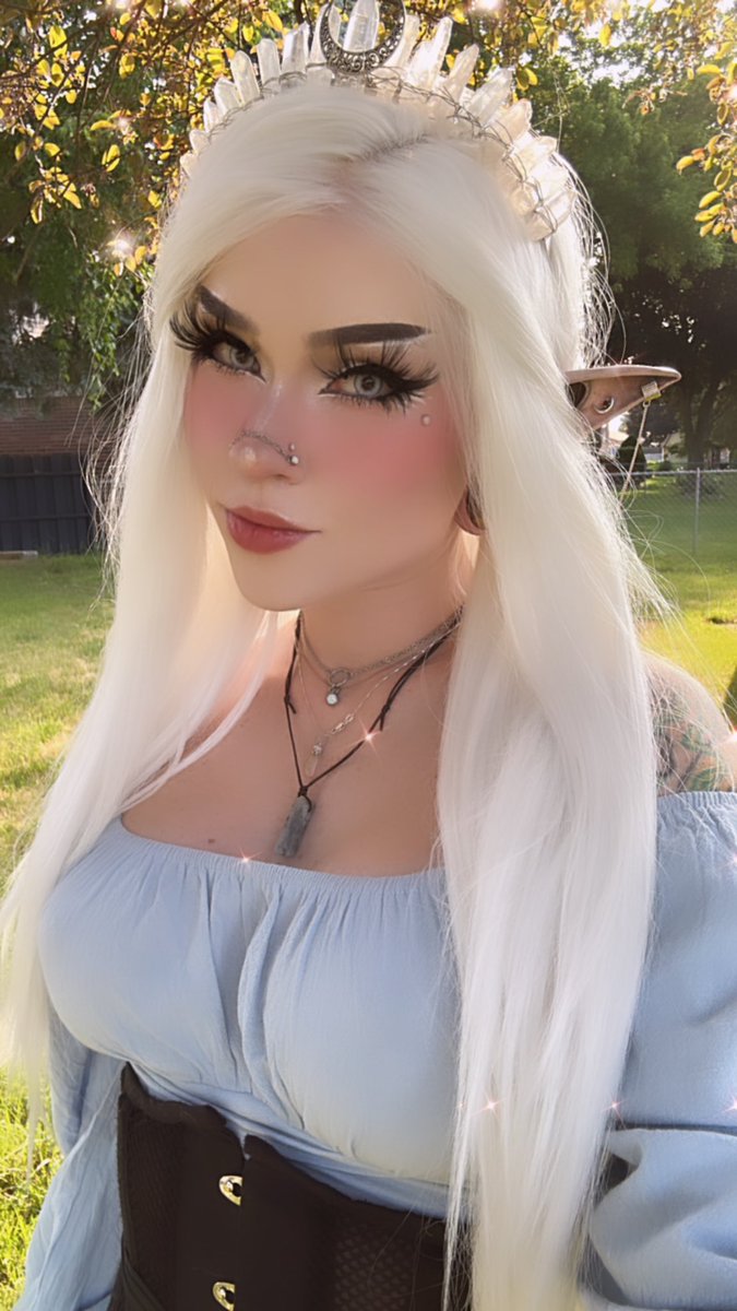 Holofox on Twitter: "🖤🖤🖤"