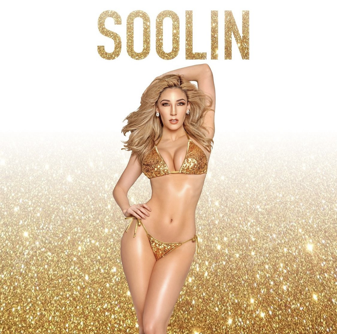 Who thinks they know our sensational Soolin? 👀 Visit our Instagram for a chance to wine a '2023: FANTASY Has Legs' calendar! bit.ly/3TPJq58 📸: @oscarpicazophotographer