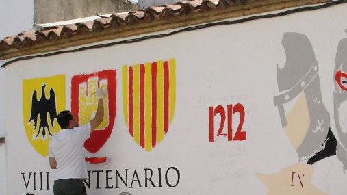 mannerbund__'s tweet photo. Si alguna vez os topáis con este mural de homenaje al VIII Centenario de las Navas de Tolosa. Acordaros de un servidor pintó los escudos de los 3 reinos en gran parte. 

Era 2012, en una llamada de los antepasados, junto con otros camaradas, en unos inolvidables jornadas. https://t.co/gP8mZcJdPH