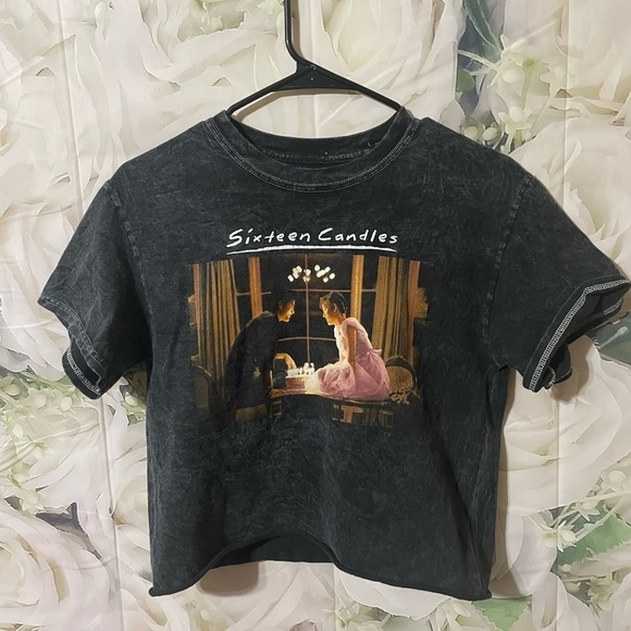 SwaggerSuite's tweet photo. So good I had to share! Check out all the items I'm loving on @Poshmarkapp from @sarahmjolley #poshmark #fashion #style #shopmycloset #hurley #landsend: https://t.co/SBSZmlLoyK https://t.co/pUUUdDjrXn