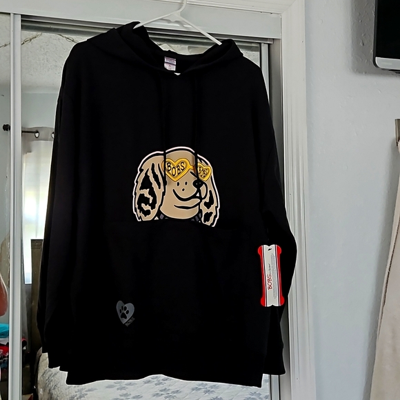 So good I had to share! Check out all the items I'm loving on <a href="/Poshmarkapp/">Poshmark</a> #poshmark #fashion #style #shopmycloset #bobsfromskechers: posh.mk/cMgW6wnCsBb