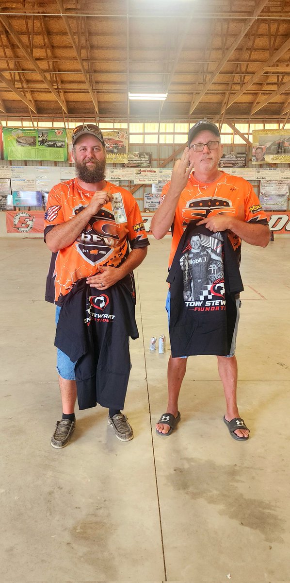 14TSF's tweet photo. #Congratulations to our winners of The Knight Before #cornholetournament at @EldoraSpeedway‼️ Sending a #hugethankyou to everyone that joined us for the #tournament and #raffle ‼️ #greattimes https://t.co/WIn160aecZ
