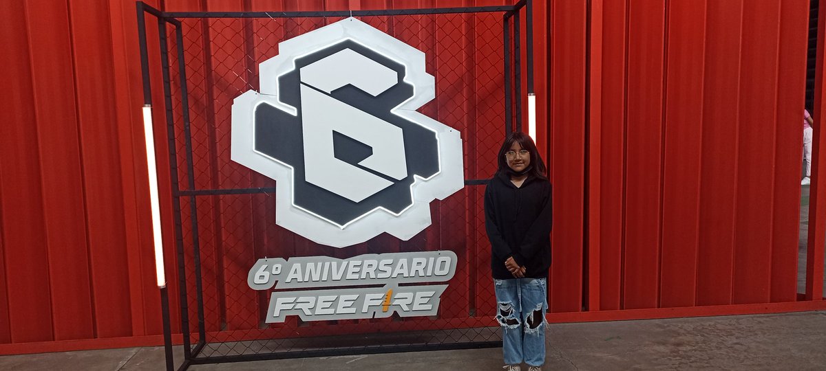 georgeracing's tweet photo. En el #6aniversarioff https://t.co/CFJ5z8ytuq