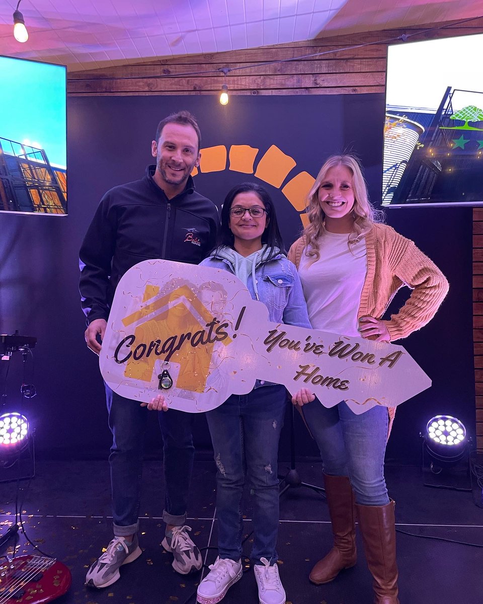 BalwinProp's tweet photo. Congratulations to our winner Shevani Francis 🎉🏠 

We are so happy that you get to call Thaba-Eco Village your new home! We hope you make many happy memories. 

#thabaecovillage #giveaway #balwinproperties https://t.co/rRskud84uv