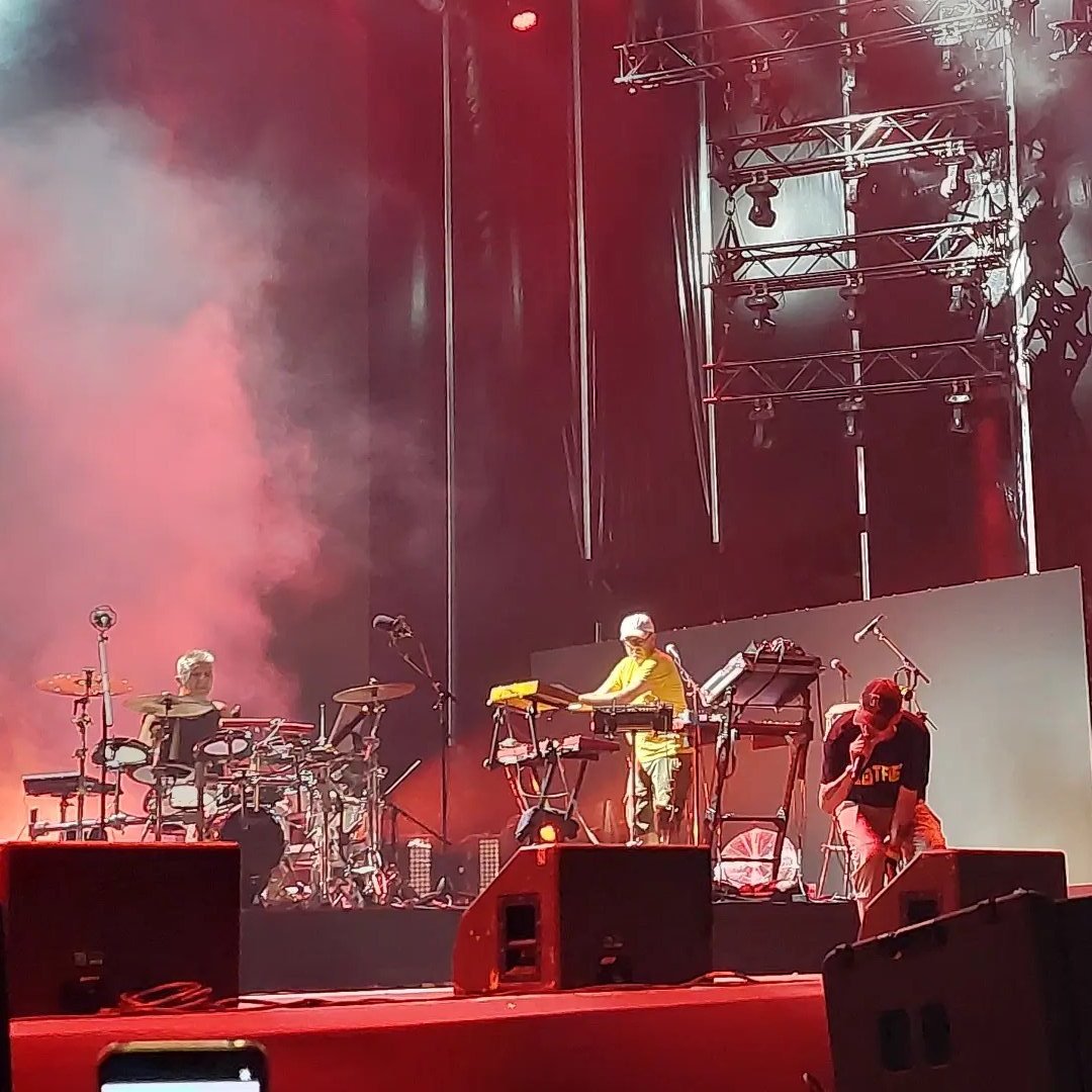 hauptpunkte's tweet image. Old skool 90s big beat #με_αυτα_μεγαλωσαμε #Leftfield #ReleaseFestival