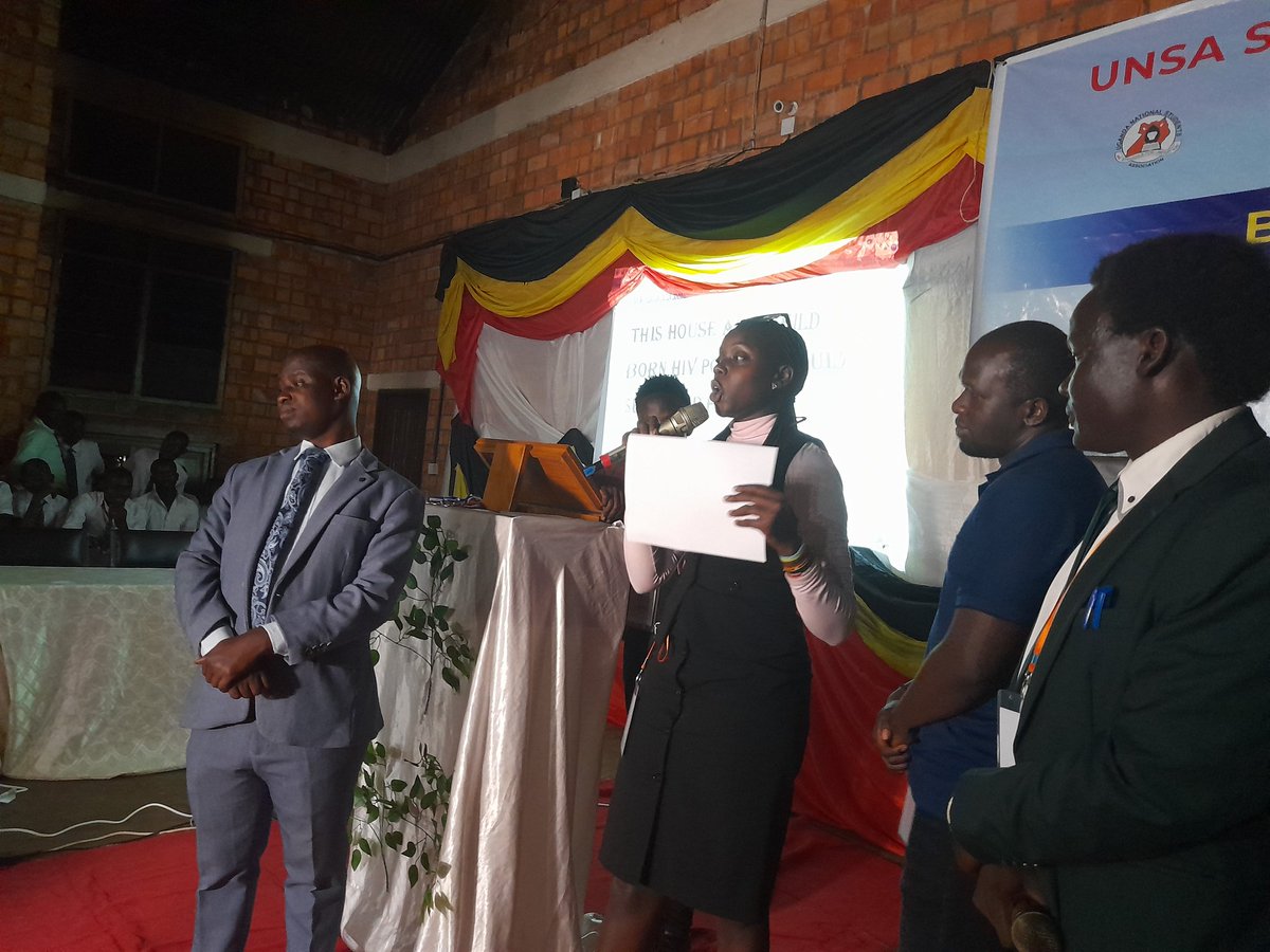 UNSA_Debates's tweet photo. #BreakingNews: We have a champion🏆 Congratulations to St. Andrea Kaahwa College, the Bunyoro Sub-Regional Champions of the #UNSSDC23 Debate Qualifier.
📢 This exciting announcement was made by the CA @AyebareDenise &amp; DCA Paul Oyala
Kudos to the winning team👏
#EndAIDS2030Ug https://t.co/OOOpemmH9f