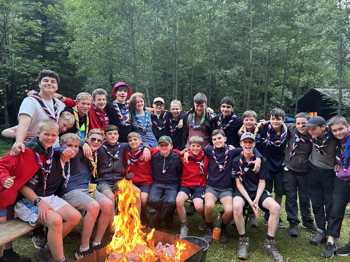 FMHscouts's tweet photo. Some pictures of our last day on camp and our travel home. We’d like to also thank all who were involved in making this Kandersteg expedition a reality and that we cannot wait to get back to scouting. #KISC #Scouting #114ontour #Adventure https://t.co/SYWB3jv1dV