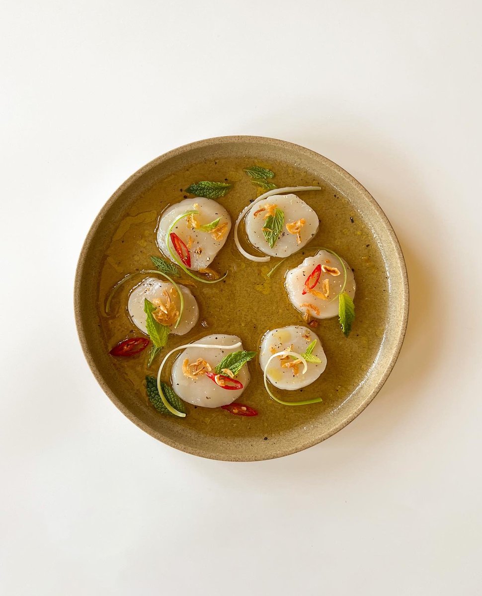 y___xian's tweet photo. nước chấm scallop crudo https://t.co/PhaW47Qo8J