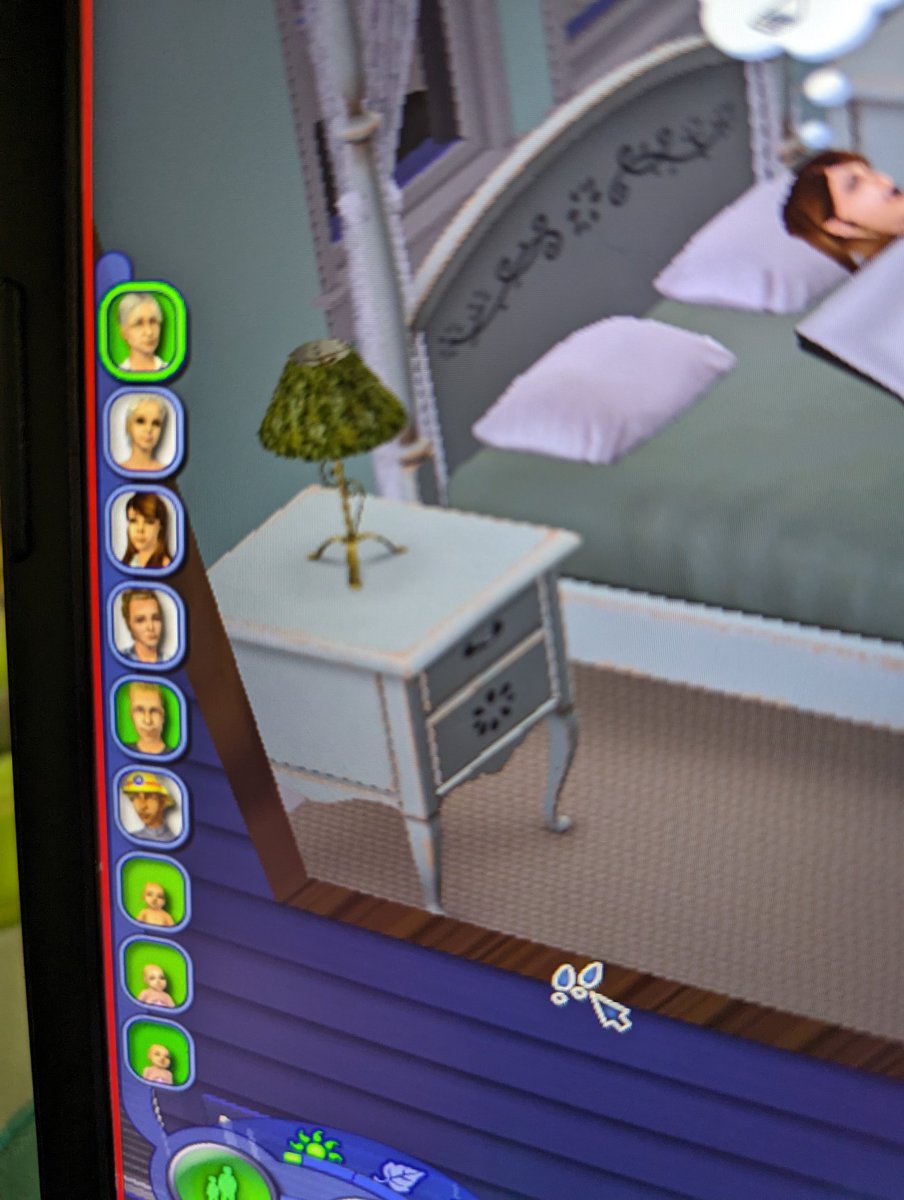 I don't think I have ever gotten this glitch in the sims 2....hahahaha YASS!
<a href="/TheSims/">The Sims</a>
