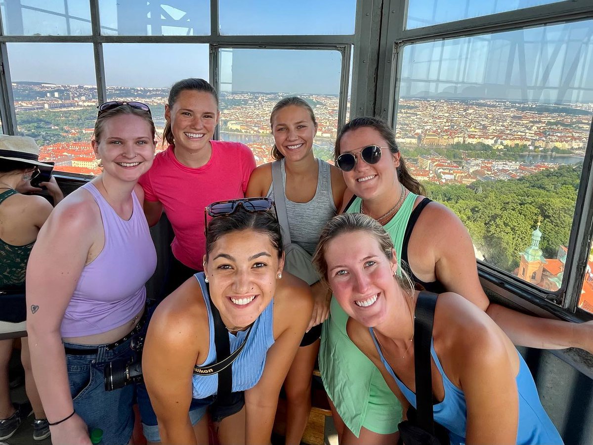 APIabroad's tweet image. Check out our API Prague students enjoying the rewarding views from the top of the Petrřín lookout tower.
#ExperienceAPI #apiabroad #ispyapi 
📷 by @api.prague