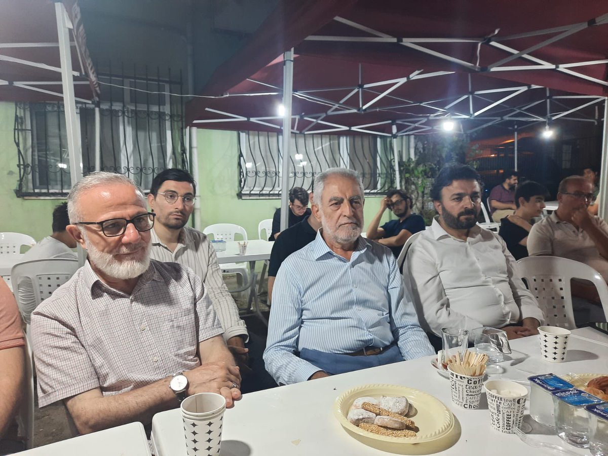 Elim bir olay sonucu biricik yavrusunu kaybeden <a href="/Mustafakasadar/">Mustafa KASADAR</a> Hocamıza taziye ziyaretinde bulunduk.

Yavrumuza Cenab-ı Allah’tan rahmet, yakınlarına sabır diliyorum.