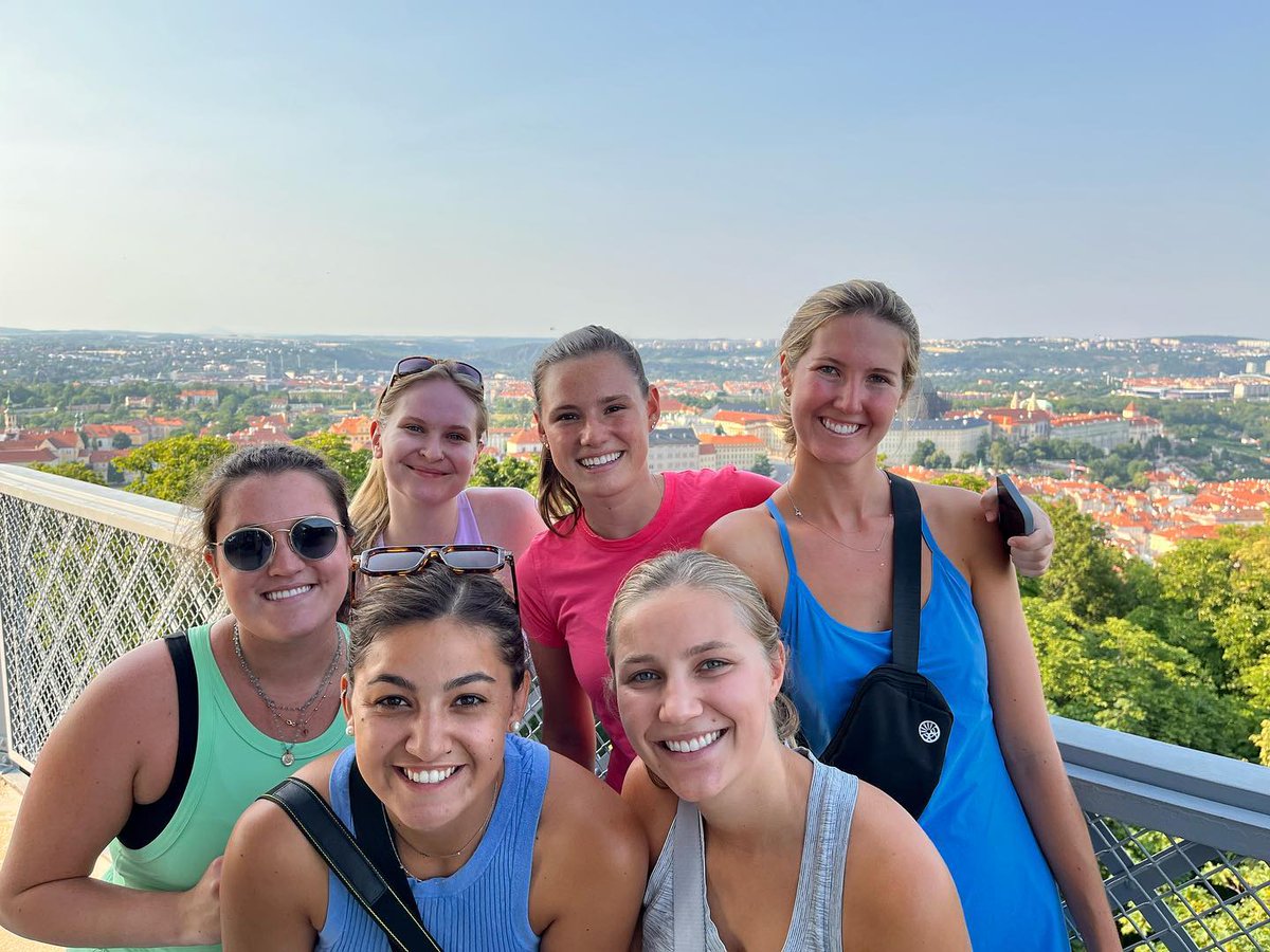APIabroad's tweet image. Check out our API Prague students enjoying the rewarding views from the top of the Petrřín lookout tower.
#ExperienceAPI #apiabroad #ispyapi 
📷 by @api.prague