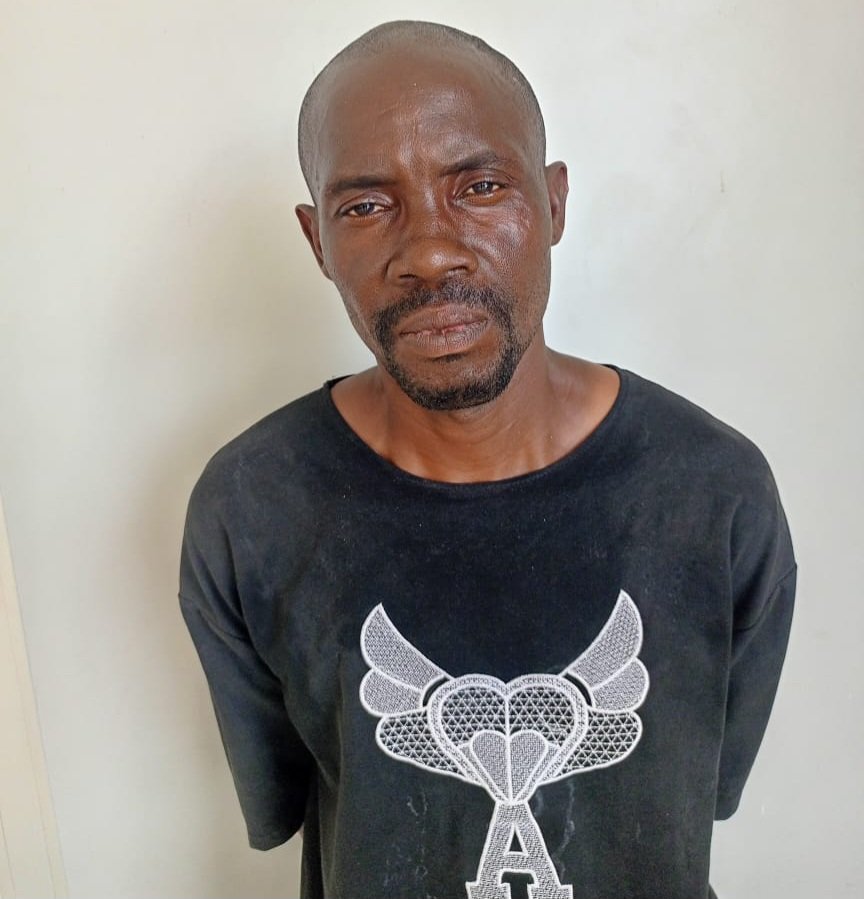 GHANANEWSAGENCY's tweet photo. The Aflao District Police Command has arrested Blessing Njoma, one of the robbery suspects in the Ablekuma Fun Milk bullion Van robbery which led to the death of a police escort.

#GhanaNewsAgency #GNA https://t.co/PMxJNJr4W9