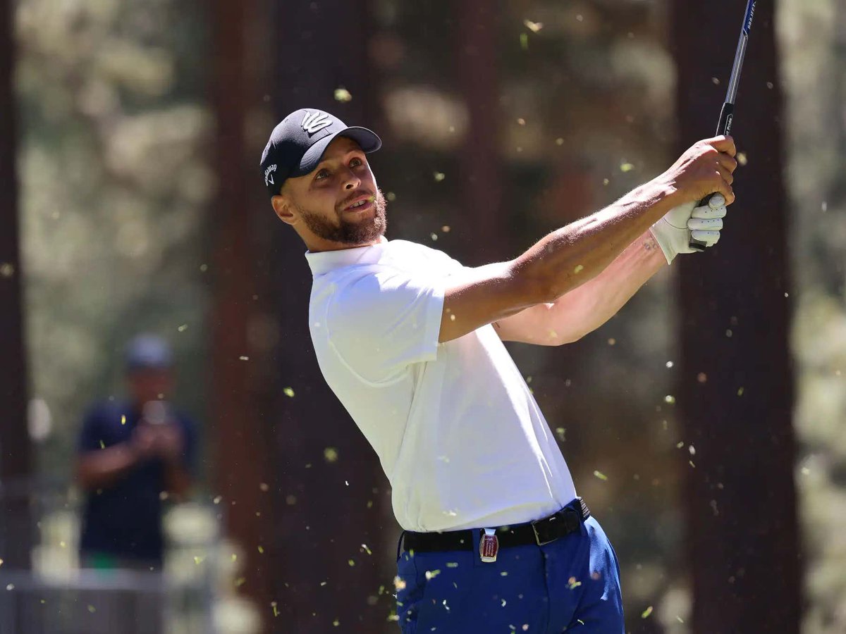 Ridiculous: Steph Curry Just Made An Ace On Live Television To Pad His Lead At The ACC Championship barstoolsports.com/blog/3474142/r…