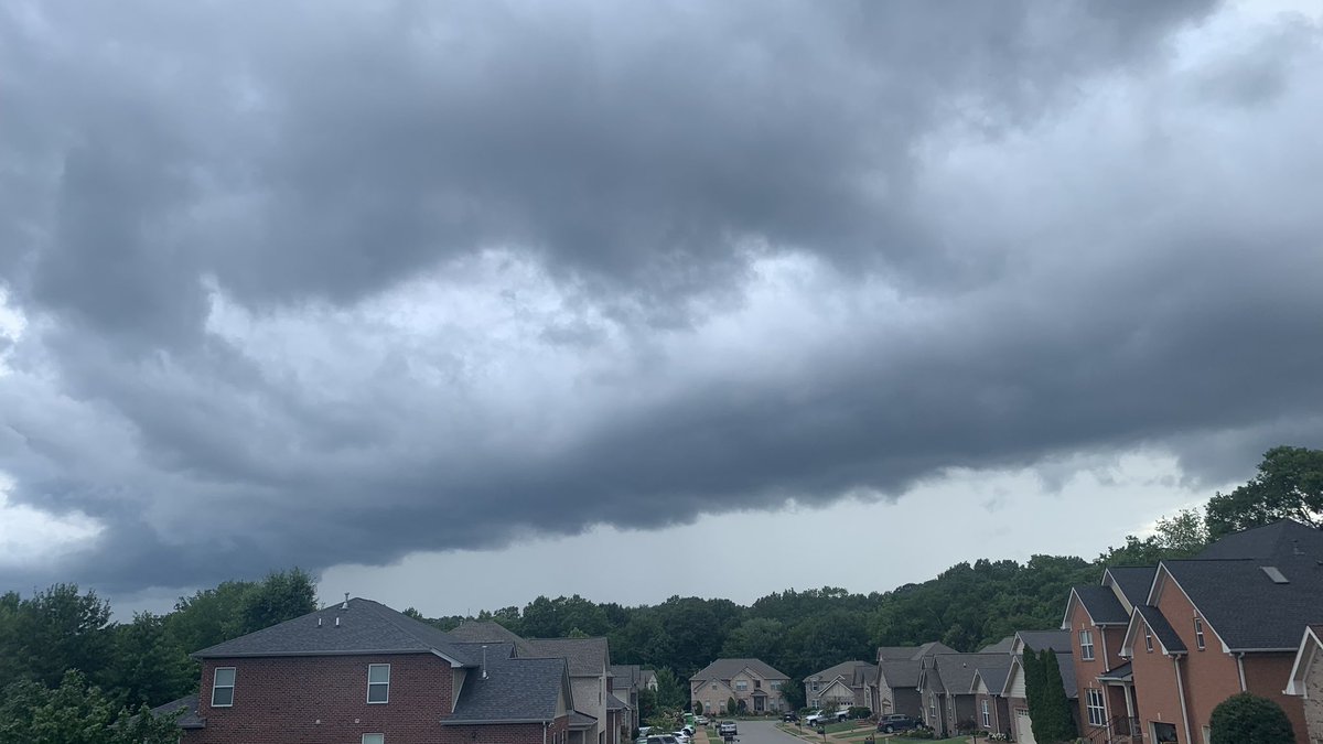 Pettus Weather on Twitter "Shelf in Bellevue TN tspotter"