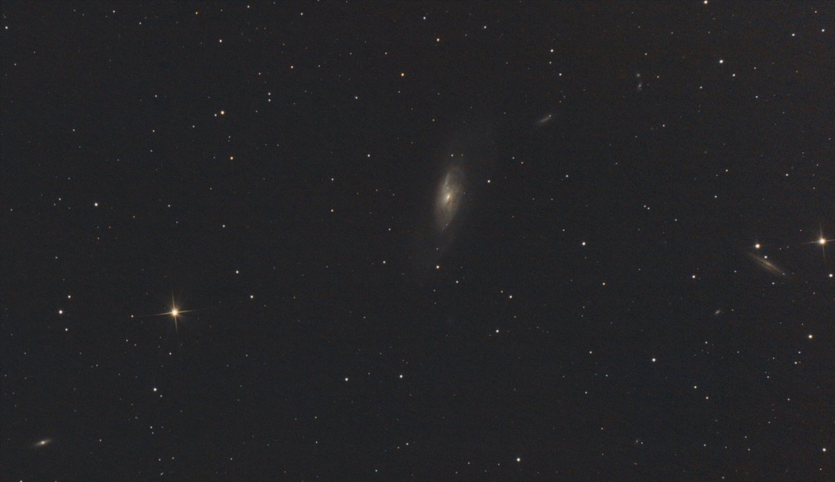 PacoMrd's tweet photo. -Encore M27 parce que la précédente ne m'allait pas : 108x60s, 800iso.
-M2 : 120x60s, 800 iso.
-M106 : 70x30s, 800 iso.

🔭Newton 150x750
📷Canon 700d https://t.co/NvO6wGB40H