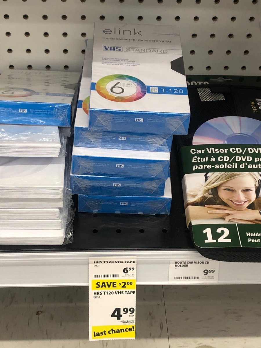 seb hanlon 😷 tweet media