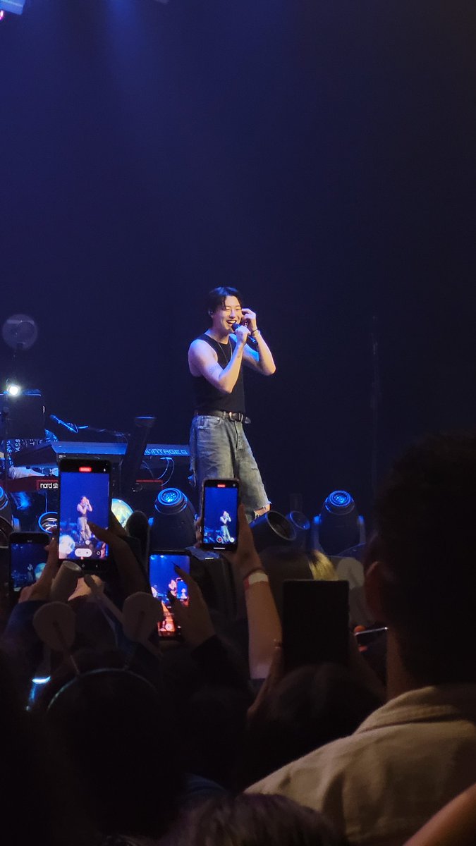 Fernanndays's tweet photo. Obrigada pelo show maravilhosoooooo ontem, ahhhhhhhh ainda acho q foi um sonho kkkkkkkk
#WOODZ_OOLI_Tour_In_Brazil #WOODZ #WOODZInBrazil https://t.co/BOEL3PCTqz