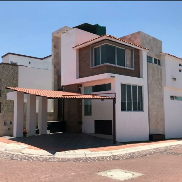 KTHERE's tweet photo. Se vende hermosa casa en una de las mejores zonas de Querétaro https://t.co/bPoPJPEr2A