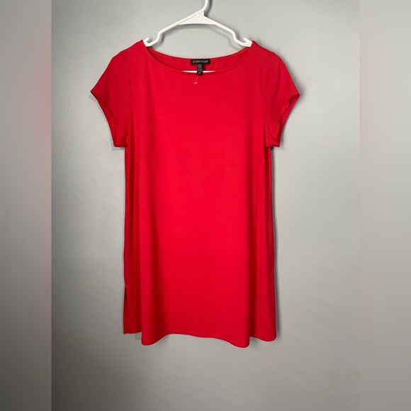 Tymesq2's tweet photo. So good I had to share! Check out all the items I'm loving on @Poshmarkapp #poshmark #fashion #style #shopmycloset #logobylorigoldstein #eileenfisher: https://t.co/jO9p8BmIKH https://t.co/4SaEFIBb95