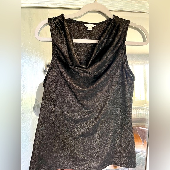 DarleeC2's tweet photo. So good I had to share! Check out all the items I'm loving on @Poshmarkapp #poshmark #fashion #style #shopmycloset #cato #shein #skechers: https://t.co/AuAyfZDJXR https://t.co/LAedXMVMWp