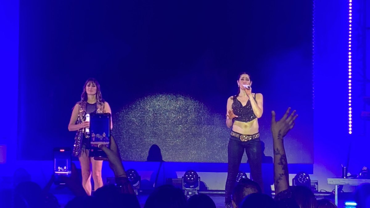 sofia2796's tweet photo. @vibestristes @haashoficial me hicieron de mi viernes el mejor 🥹♥️ https://t.co/PXMNxNKX57