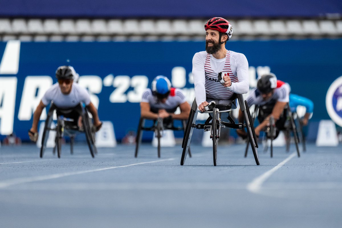 AthleticsCanada's tweet photo. WORLD CHAMPION 🥇🇨🇦

Brent Lakatos wins his 3rd medal in the M T53 800m in 1:34.31 setting a Championship Record 👏

CHAMPION DU MONDE 🥇🇨🇦

Brent Lakatos remporte sa 3e médaille au M T53 800m en 1:34.31 établissant un record du championnat 👏

📸 by Yonathan Kellerman https://t.co/TiWDZmDJAz