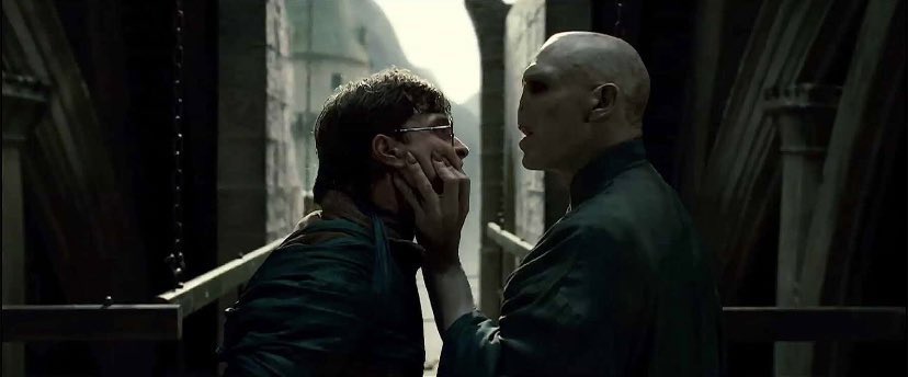artsoflena's tweet photo. Harry Potter and the Deathly Hallows: Part 2

Director | David Yates
Cinematography | Eduardo Serra https://t.co/kcFyVhDuwE