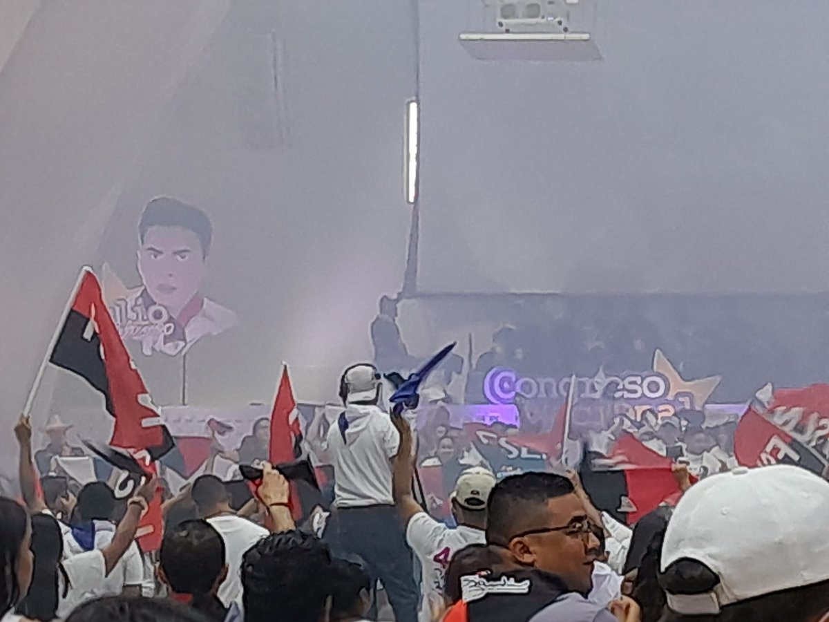 AlexMay38493702's tweet photo. #15deJulio en el congreso nacional de juventud sandinista en homenaje al padre de la resistencia urbana julio Buitrago #4419SiempreMásAllá https://t.co/rnoYQpip19