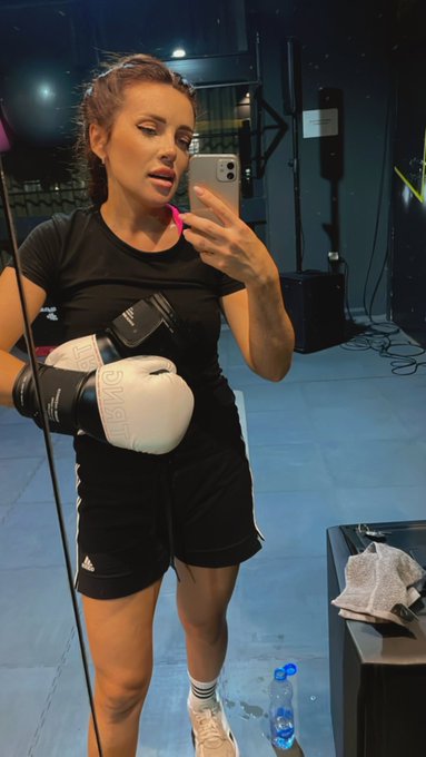 Good job 😅💦 #wet #Training https://t.co/x5xZQmW3rx<a href="/tag/wet"class="tags">#wet</a><a href="/tag/training"class="tags">#Training</a>