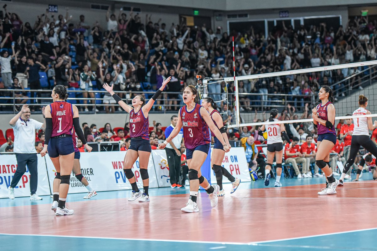 mary_rain's tweet photo. What a Nice Game Titans 💜💜💜 
Isang Panalo pa ☝️💜

#TitanPride #CMFT #SisiRondina #BossD #Deanna 
@CMFlyingTitans @deannawongst @Rondina011 https://t.co/D7VSaslVH4
