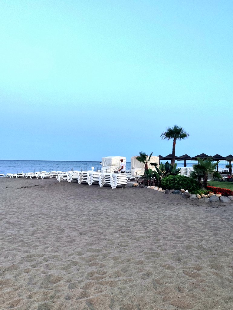 Rangemfl's tweet photo. Had a lovely day visiting the city of Ronda. Shopping for a yacht at Puerto Banús. Relaxing at Marbella and now having our last stroll on the promenade in Torremolinos. #rangeready #spaintrip2023 #ronda #puertobanus #marbella #torremolinos https://t.co/KamlhNg0Kn