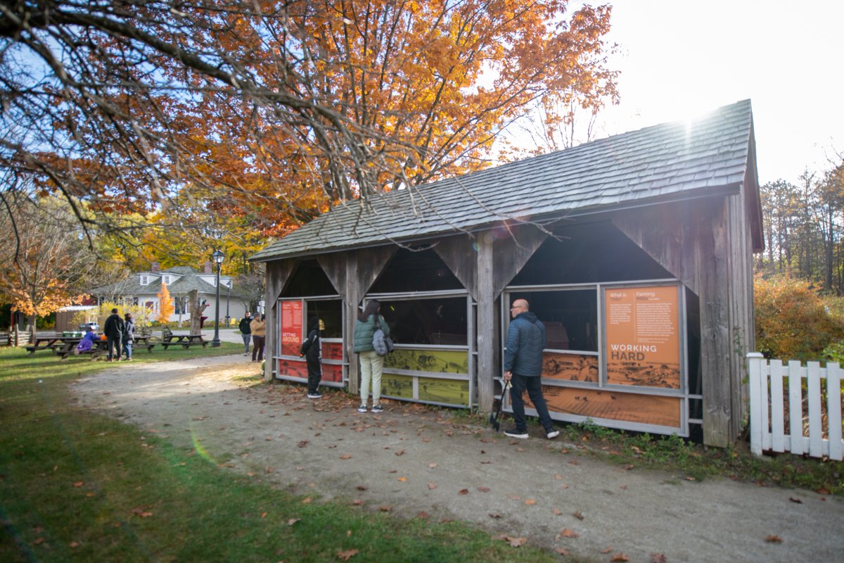 Visit Bradley Museum during #HistoricPlacesDays and...

🏘️ Book a free guided tour about Black History / Truth &amp; Reconciliation / the Bradley Family Settler Experience at bit.ly/3E1T0gI

🥕 Explore "What's For Dinner?" in The Anchorage! More Info: bit.ly/44vn8vl