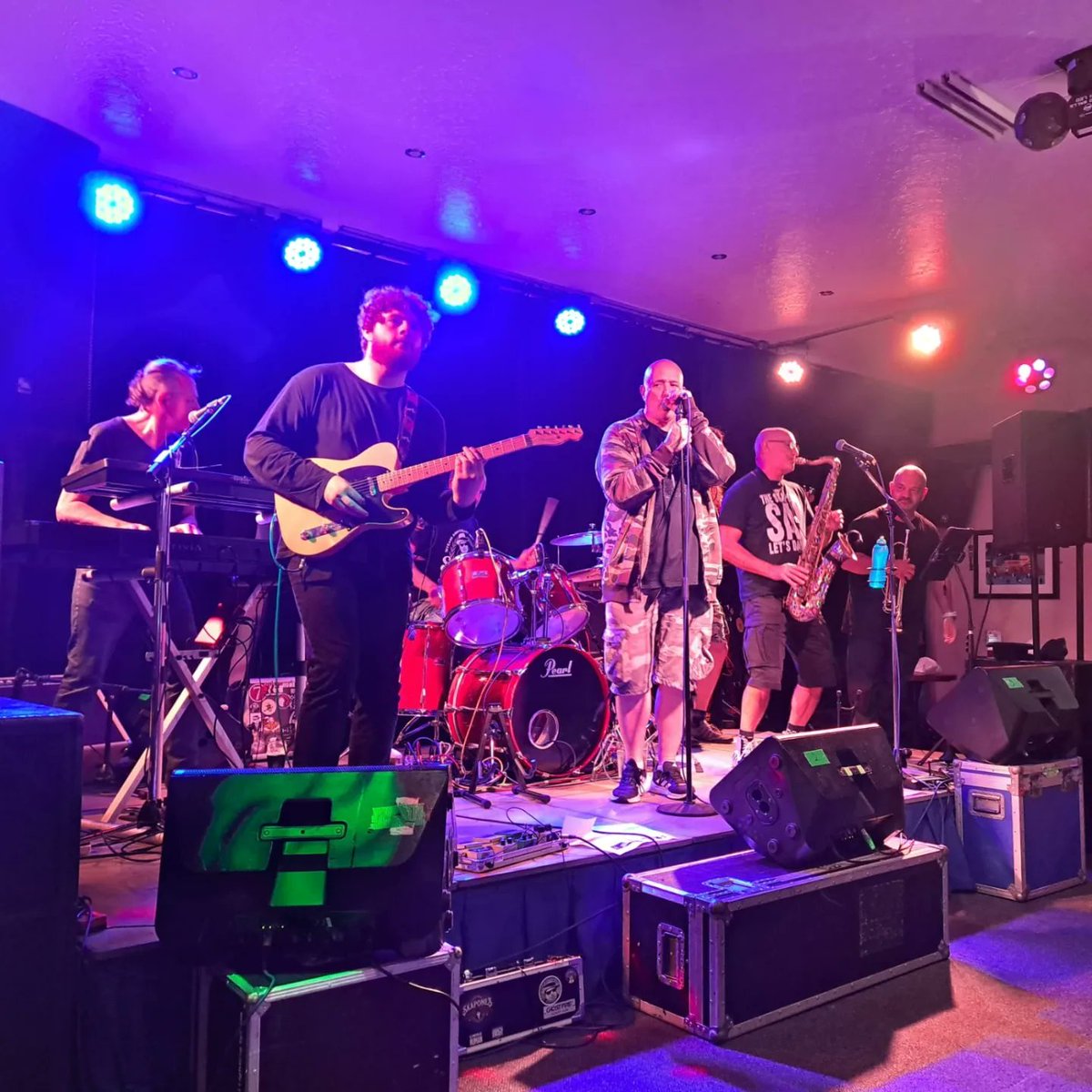 Skapones's tweet photo. MORECAMBE!
YOU WERE BLOODY GREAT.
Thanks to the great venue The Exchange and Robert Ollershaw for having us, Big shout out to his staff that looked after us so well, to Phil Loynds and Mark Dugan and all at Morecambe Rides Again - a celebration of a special scootering history. https://t.co/BjT0mvE1mB