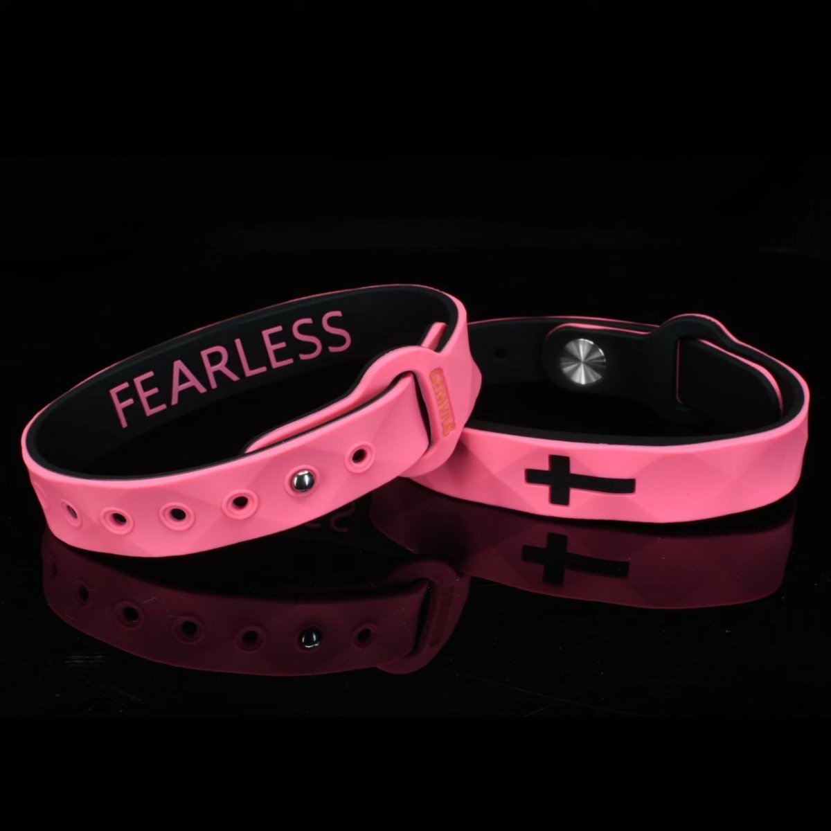 gemvius's tweet image. Say hello to our new Fearless bracelets! Fear is something we all deal with. It is important not to resist your fears but rather embrace them! Don't allow fear to dictate your life. Be fearless!

Shop Fearless --&amp;gt; gemvius.com/collections/li…