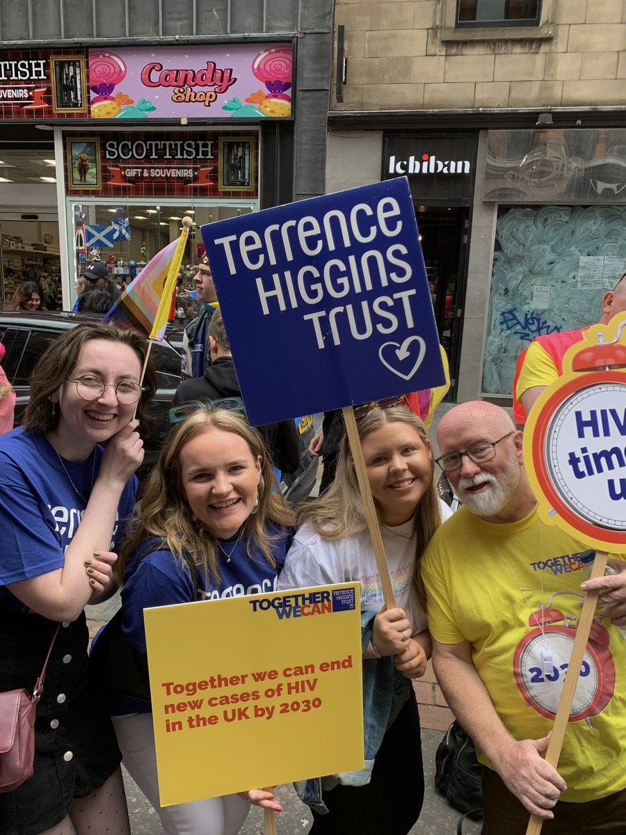 Had the best day marching alongside @THTScotland at Glasgow Pride 🌈 Incredible to see a record number of people turning out for LGBTQ+ rights and equality in the city. Love is love 🏳️‍🌈🏳️‍⚧️ #HIVTimesUp #BwiththeT