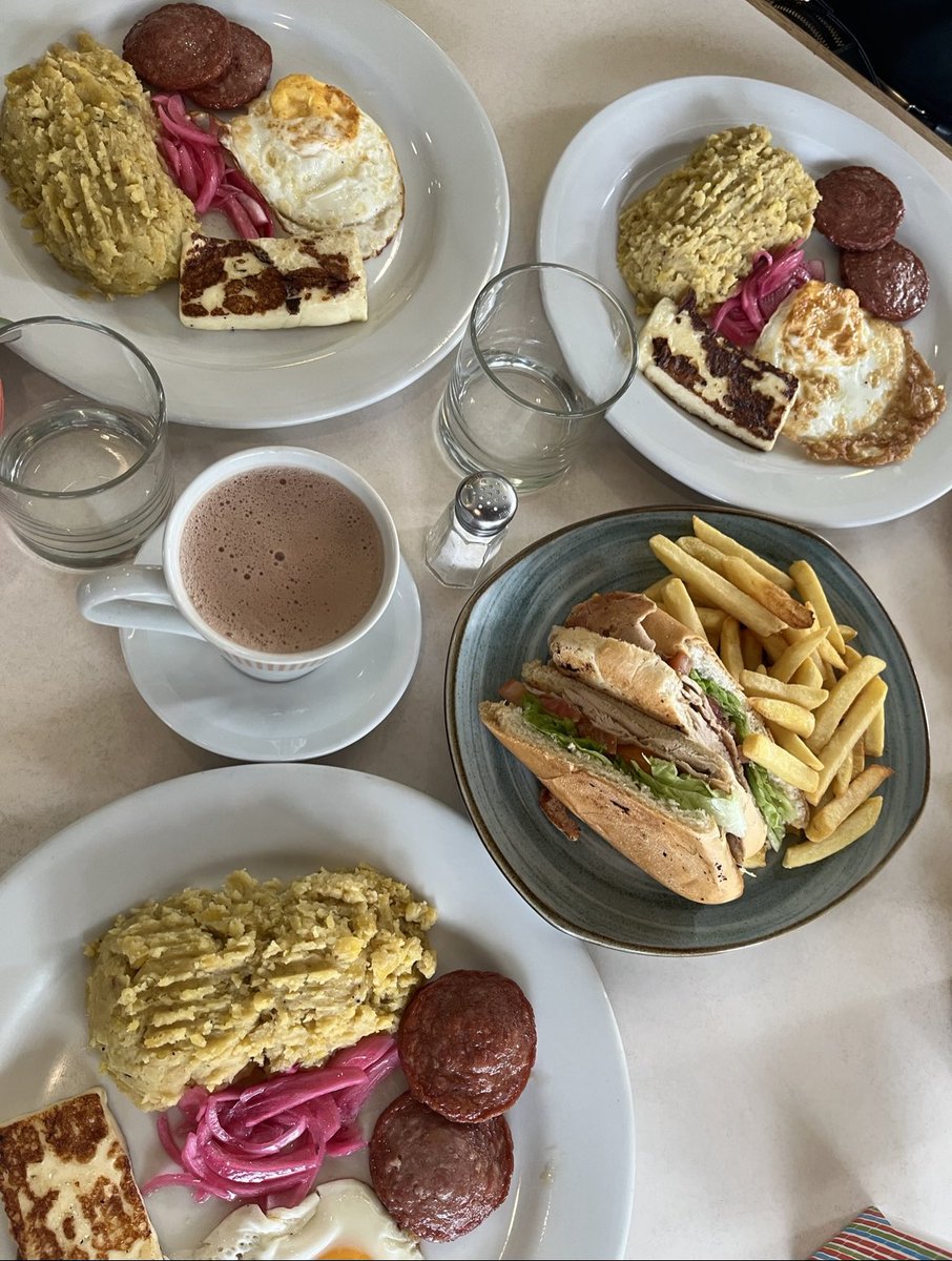 Yuri 👾 tweet media