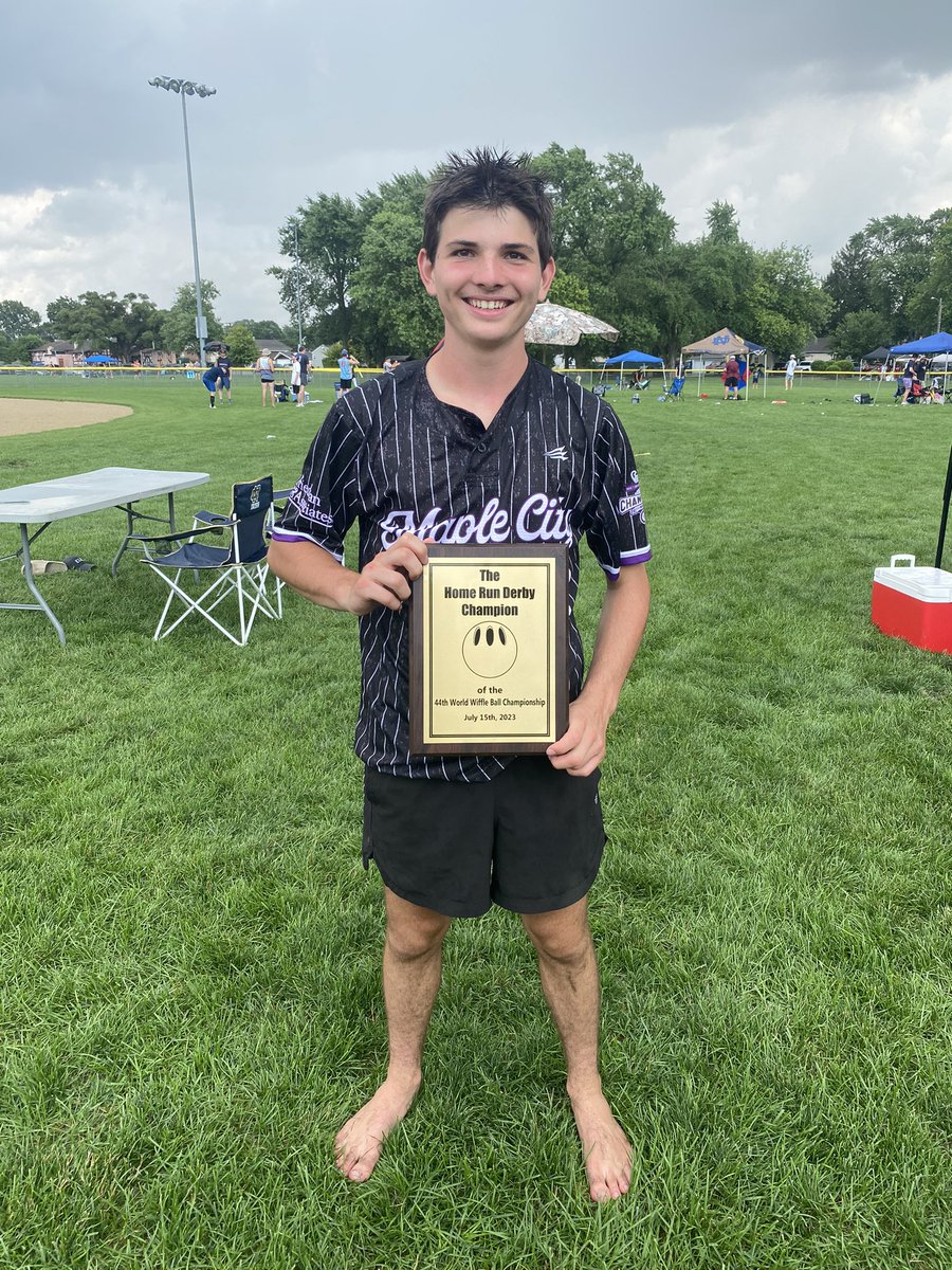 THE KID @EthanBumgardne2 wins the @WorldWiffleBall Home Run Derby as he takes down Walter Griffin III in the Finals, 19-18!! #DINGDONG