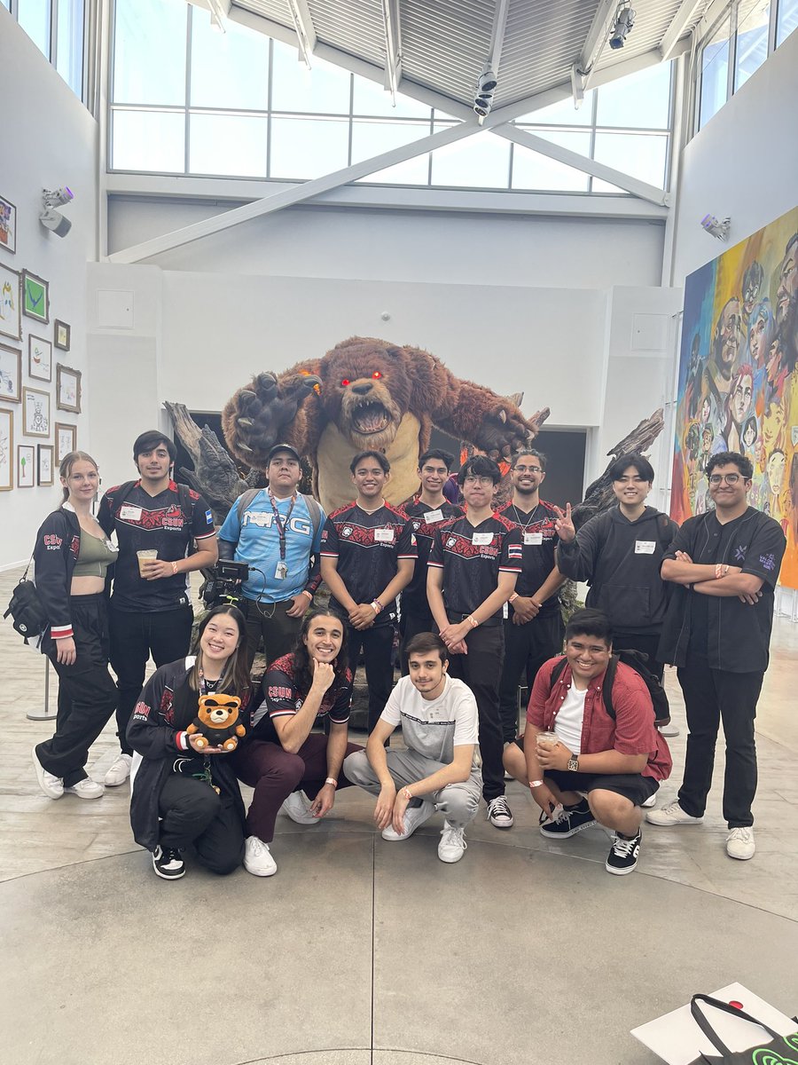 CSUNEsports's tweet photo. + riot tour :) https://t.co/BtNgm24Rin