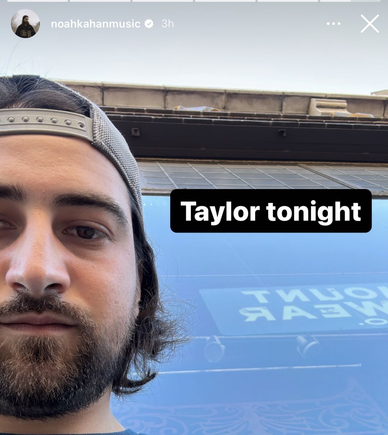 taylor-swift-updates-on-twitter-musician-noahkahan-is
