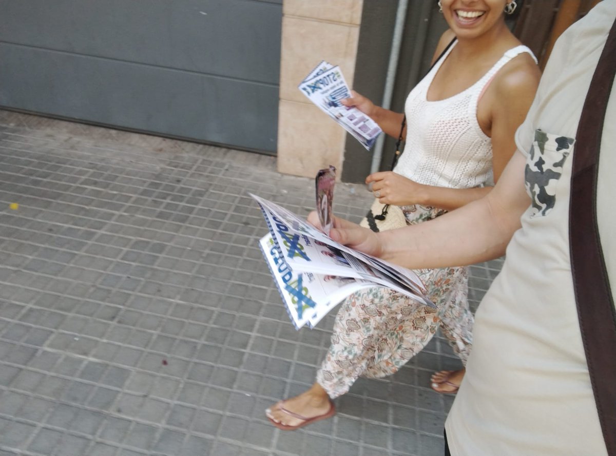 Activistes d'<a href="/UCFRBadia/">UCFR - Badia del Vallès</a> i <a href="/UCFRCerdanyola/">UCFR Cerdanyola-Ripollet</a> - Ripollet han repartit material a l'estació de Renfe de Barberà, municipi que ara té un regidor neonazi.
#StopVOX23J