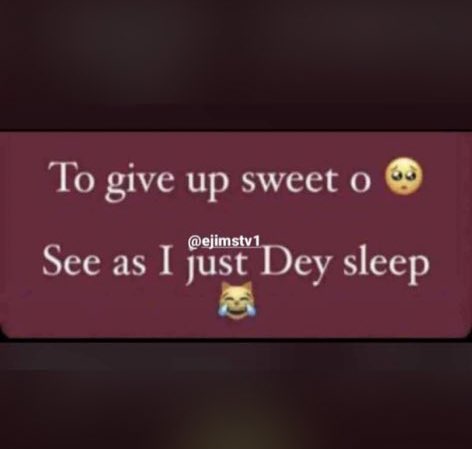 yabaleftonline's tweet photo. WhatsApp memes 😹😹 https://t.co/c7cf2p75s5