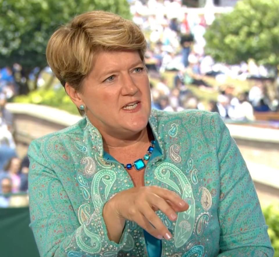 So thrilled to see Clare Balding wearing one of our signature BvT pieces whilst presenting for the BBC. A day of ladies champions 💙

View Clare's BvT Wimbledon Wardrobe here &gt; beatricevontresckow.com/product-catego…

#clarebalding #Wimbeldon #bbcpresenter #bbc #screenshotsaturday