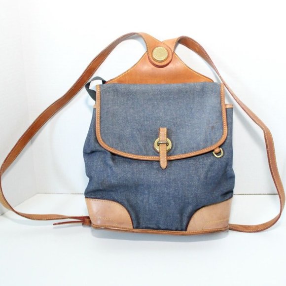 So good I had to share! Check out all the items I'm loving on <a href="/Poshmarkapp/">Poshmark</a> #poshmark #fashion #style #shopmycloset #mansurgavriel #vintagehavana #dooneybourke: posh.mk/4wA8kPYKsBb