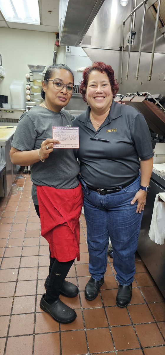 CaryLutka's tweet photo. Showing my incredible kitchen rockstars some ATL love. Tony leads by example in the kitchen! Rosy rocks Zone 3 every day! Jorge is a rising star in the HOH. And Quiri is always ready to pitch in and save the day!! #PinnaclePower 🌶️❤️💪🏼 https://t.co/5or39IA3Yw